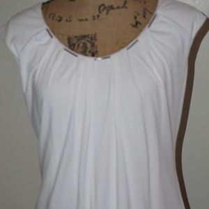 WHBM Cap Sleeve White Top Silver Metal Accent Med